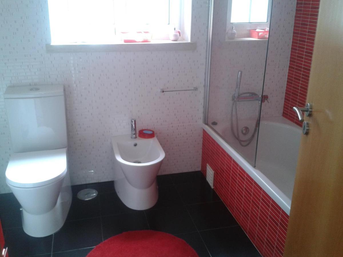 Mario Fanha Apartment Nazare Bagian luar foto